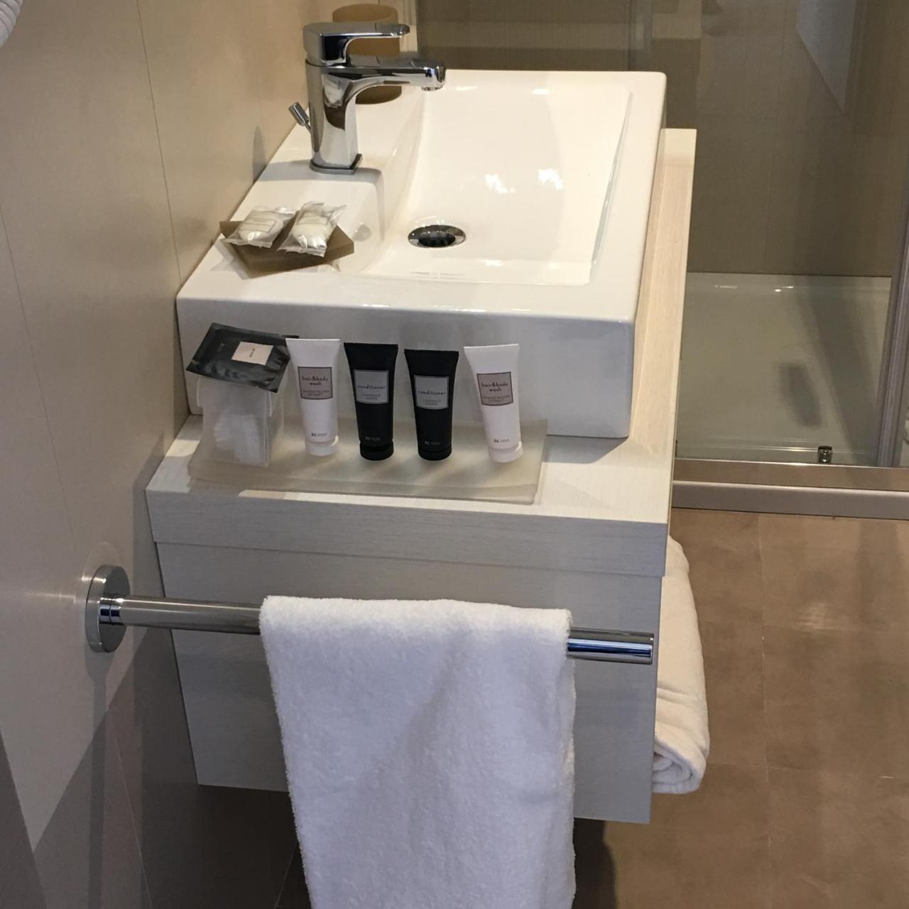 Hotel Stele Di Nora Pula Eksteriør billede